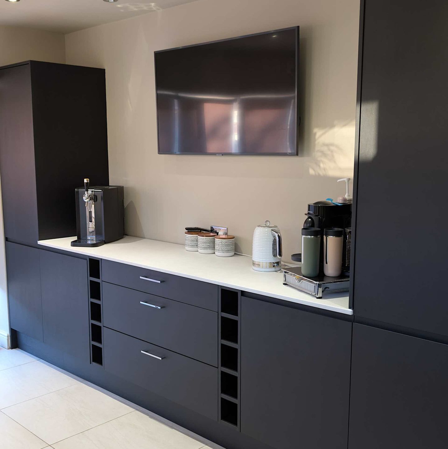 KITCHEN WRAPS TAMWORTH6